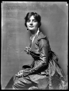 Gertrude Käsebier. Ponia John Murray Anderson. 1914 