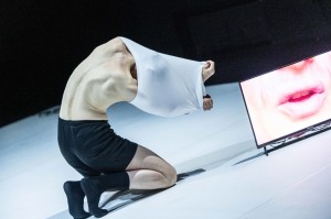 Scena iš šokio spektaklio „Clap & Slap“. Donato Ališausko nuotrauka